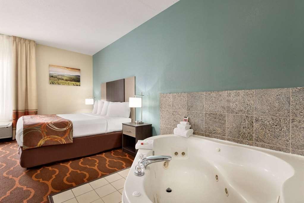 Baymont By Wyndham Grovetown Augusta Hotel Room photo